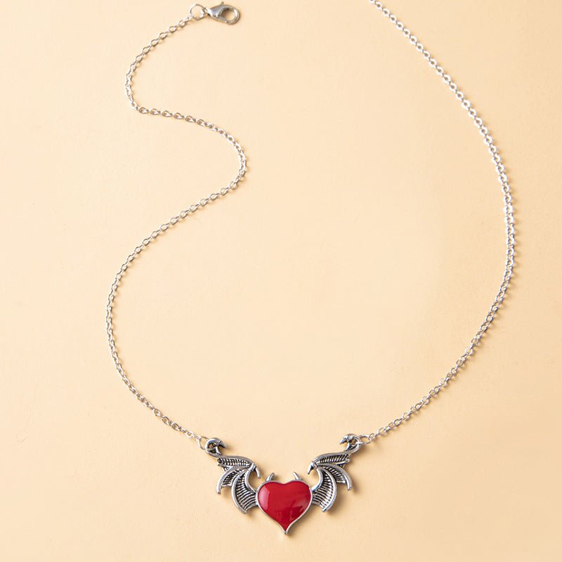 Fashion Metal Pendant Heart Drip Necklace